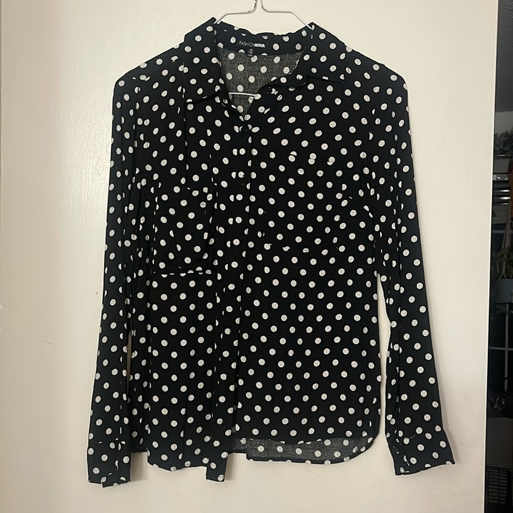 Button up dress shirts bundle lot of 2